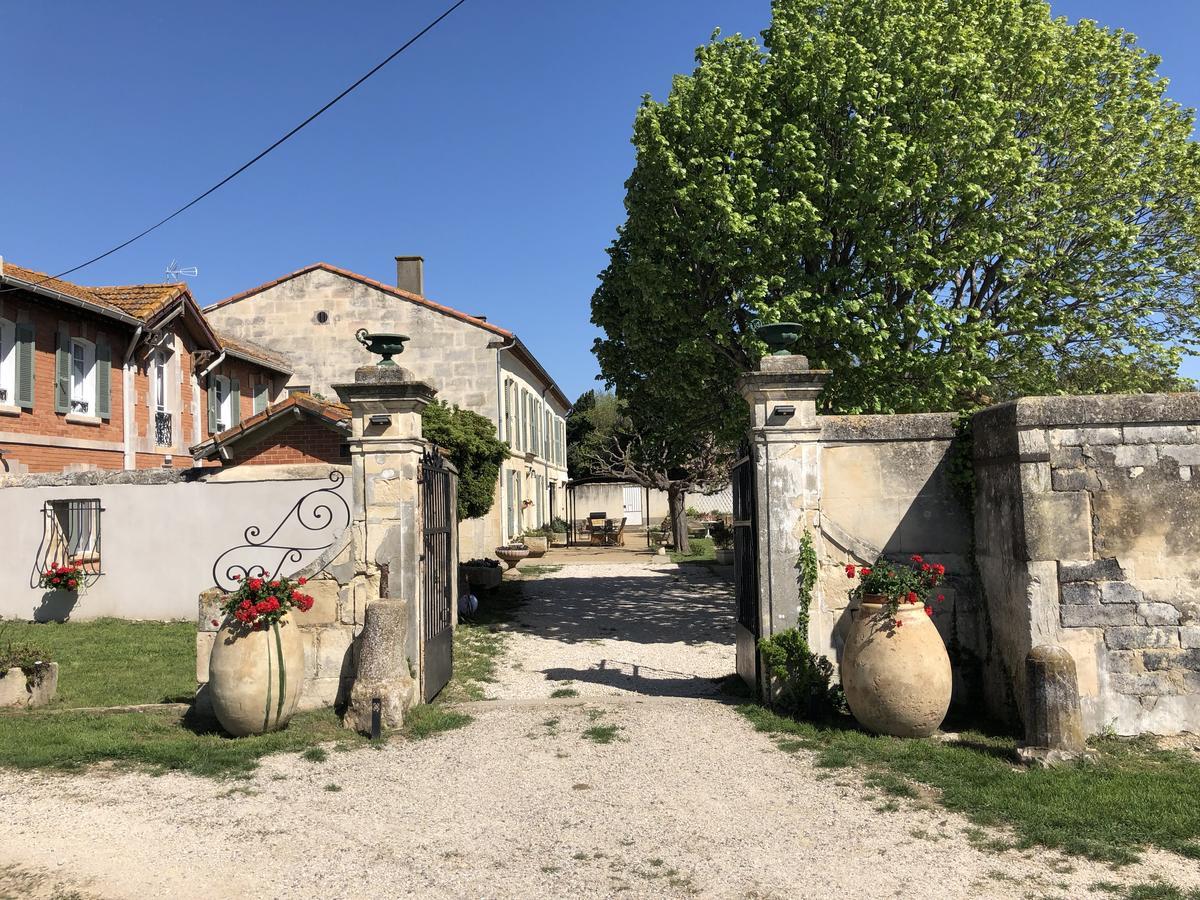 Le Mas Marguerite Arles Zewnętrze zdjęcie